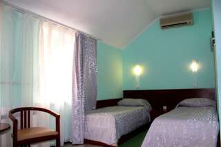 Мини-отель Inn Gusi project hotel Мариуполь Двухместный номер Делюкс с 2 отдельными кроватями-31